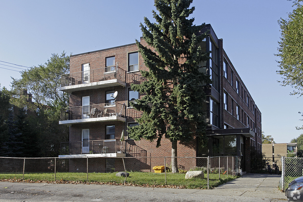 Building Photo - The Shirnan