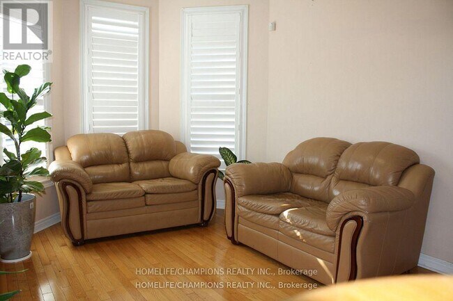 Building Photo - 76 Pogonia St