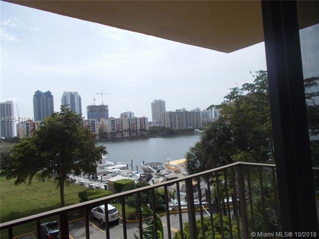 Foto del edificio - 290 174 Street, Unit 417, Sunny Isles Beach