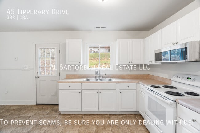 Building Photo - 45 Tipperary Dr