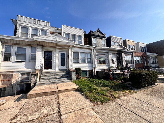 Foto del edificio - Updated Philadelphia Rowhome Featuring a N...