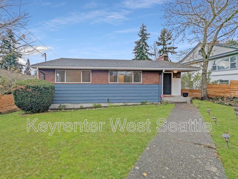 Foto principal - 8111 35th Ave SW