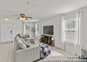 Building Photo - 502 Arabian