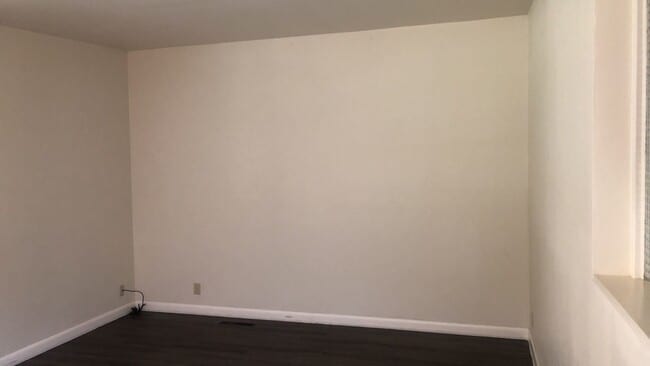 Foto del edificio - 1313-1315-1315 NE Harvey Rd