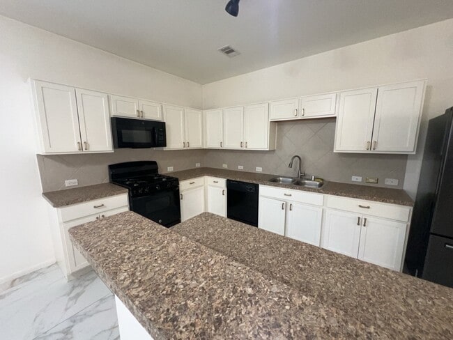 Building Photo - 3238 Elisa Springs Ln