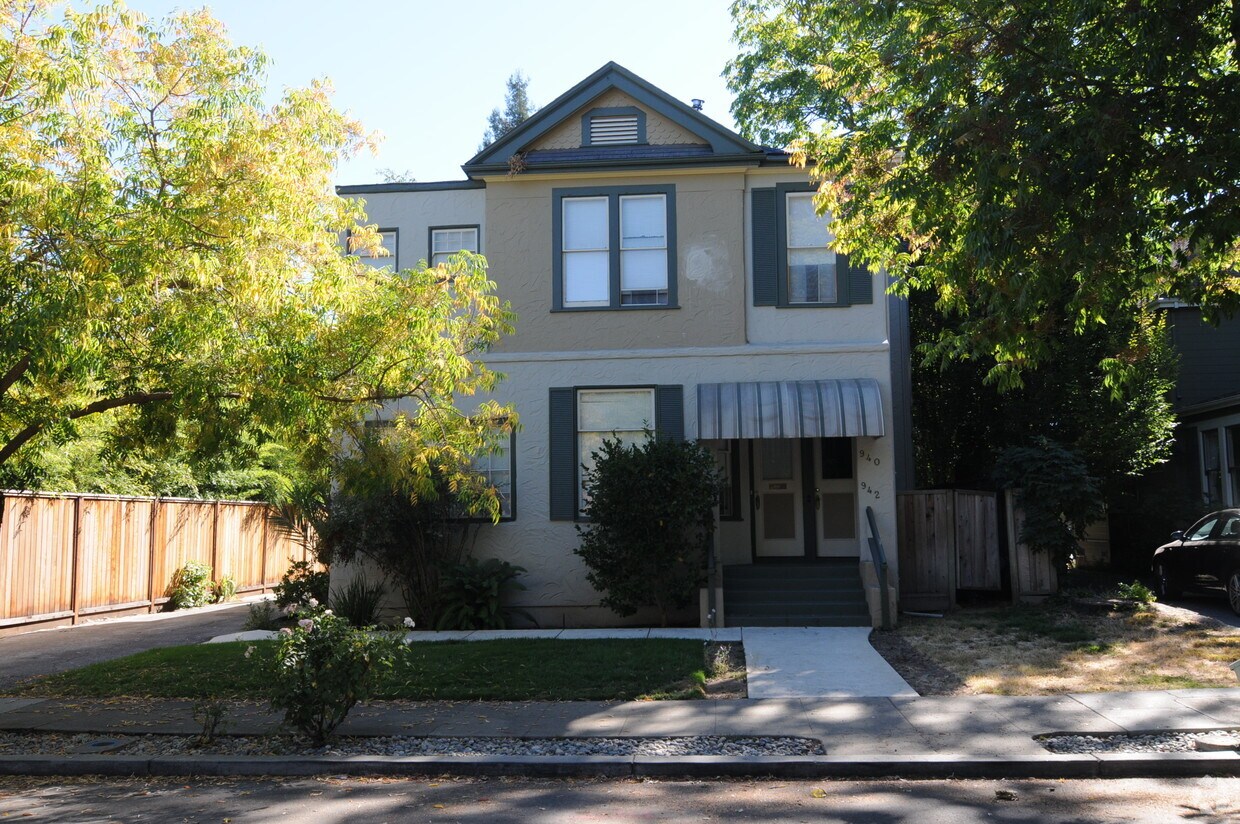 Building Photo - 940-946 Scott Ave