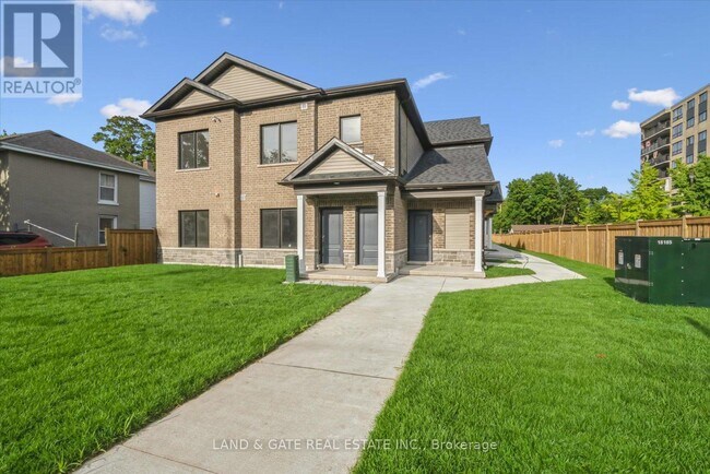 Photo du bâtiment - 223 Albert St