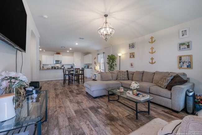 Photo - 13129 Needle Grass House