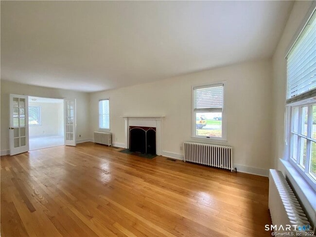 Foto del edificio - 63 Valley Rd