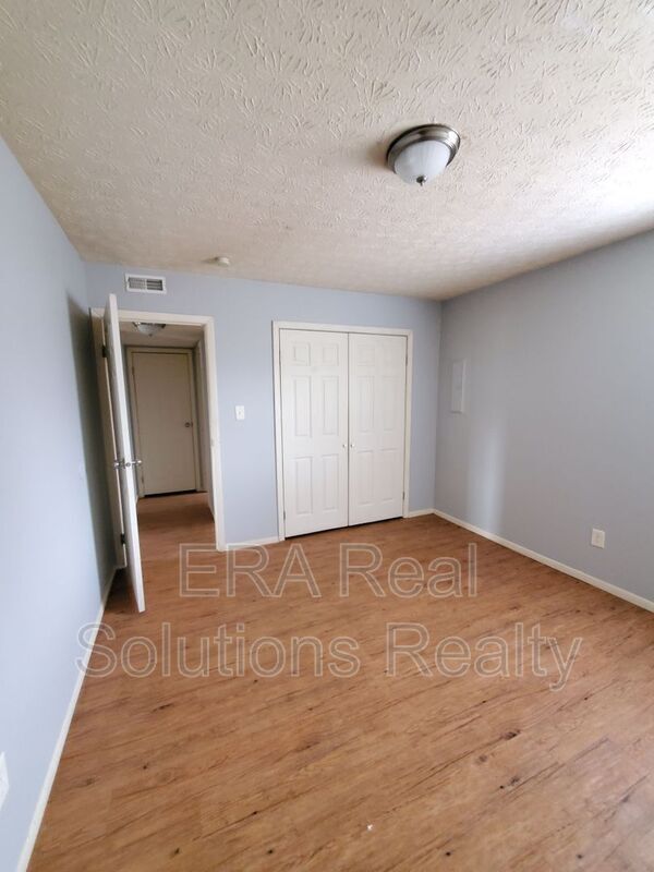 3462 Courtright Ln, Columbus, OH 43232 House Rental in Columbus, OH