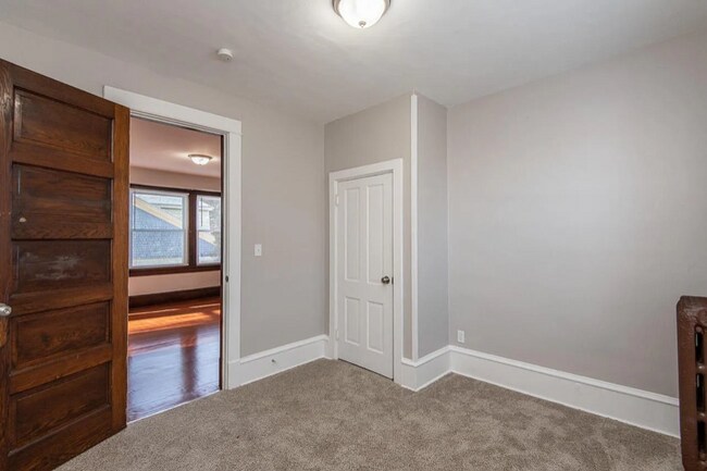 Foto del edificio - 5317 N 34th St
