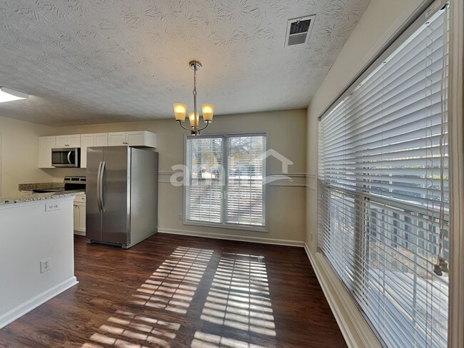 Building Photo - 795 Old Johnson Rd