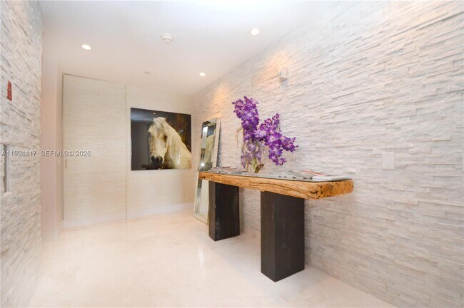 Foto del edificio - 1100 Biscayne Blvd