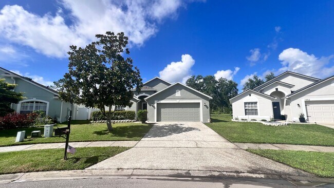 Building Photo - Charming 3-Bedroom Home in HOA Community –...