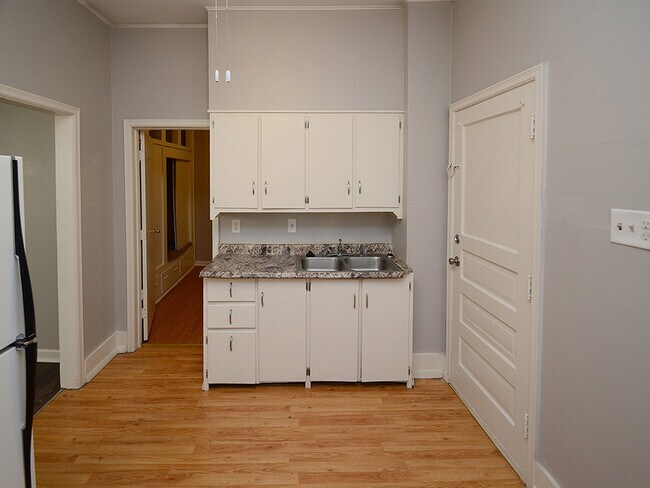 Foto del edificio - 1113 William St