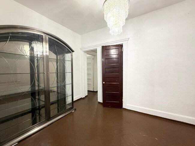 Foto del edificio - 183 Fairview Ave