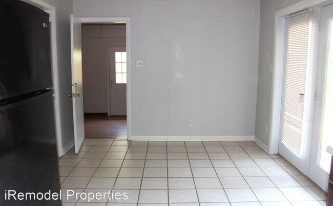 Building Photo - 4 br, 1.5 bath House - 10015 Raymond Drive