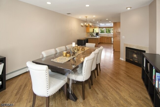 Building Photo - 42 Schindler Terrace