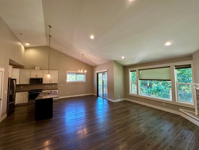 Building Photo - 5954 Jenjar Ave