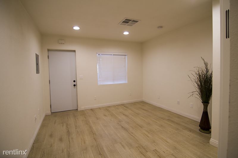 Primary Photo - Studio, 1 bath Apartment - 119 Otis Ave