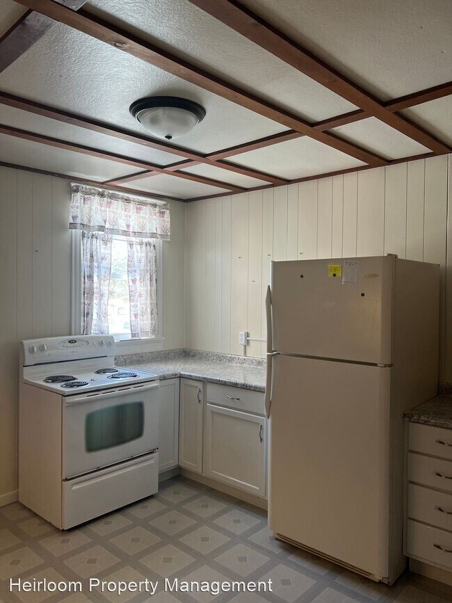 Foto del edificio - 3 br, 1 bath House - 1306 Baxter Ave
