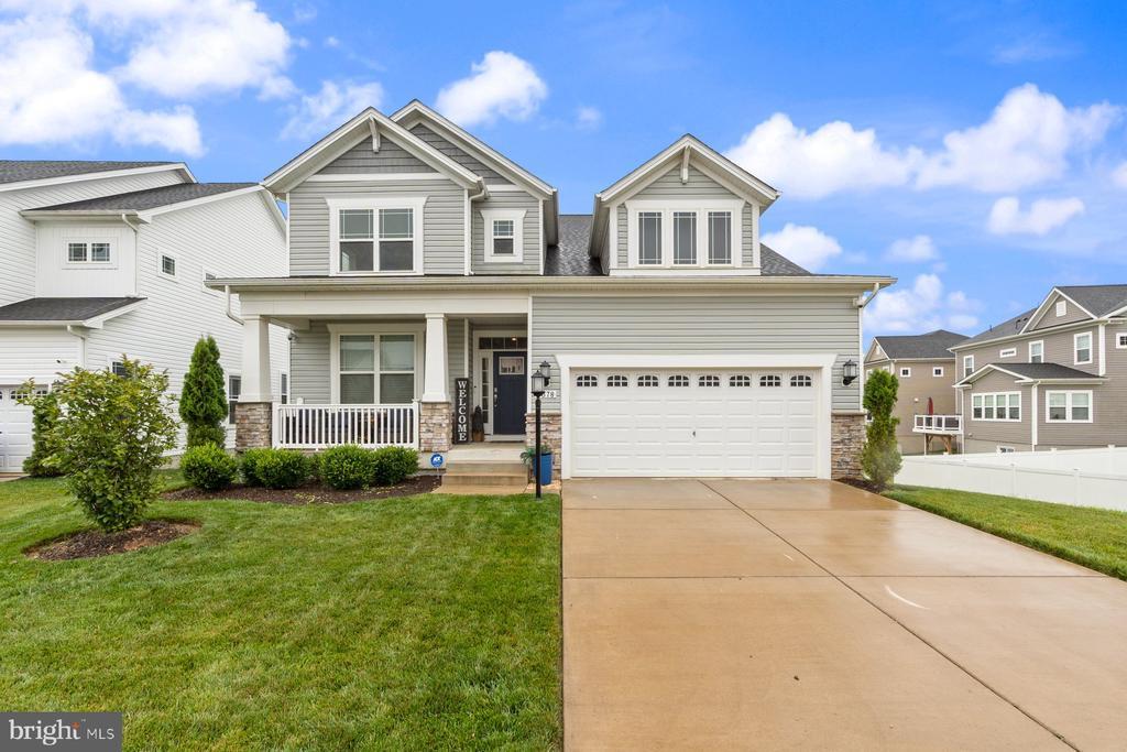 Primary Photo - 4378 Shakespeare Cir