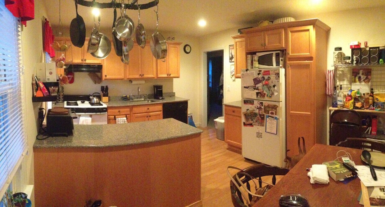 29 Woodlawn Ave Unit 2, Yonkers, NY 10704 Room for Rent in Yonkers