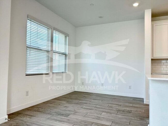 Building Photo - 4077 S Sabrina Dr