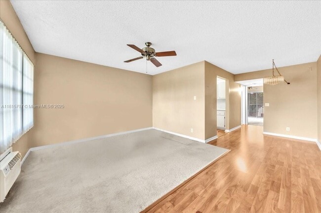 Foto del edificio - 13500 SW 1st St