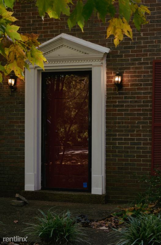 Building Photo - 2 br, 1.5 bath Townhome - 1611 Stokes Lane
