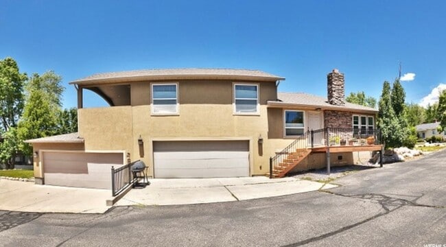 Building Photo - 7390 S 700 E