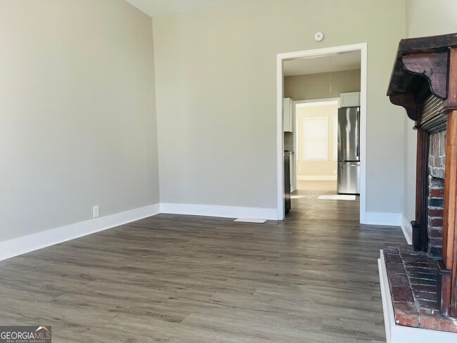 Building Photo - 608 Askew Ave