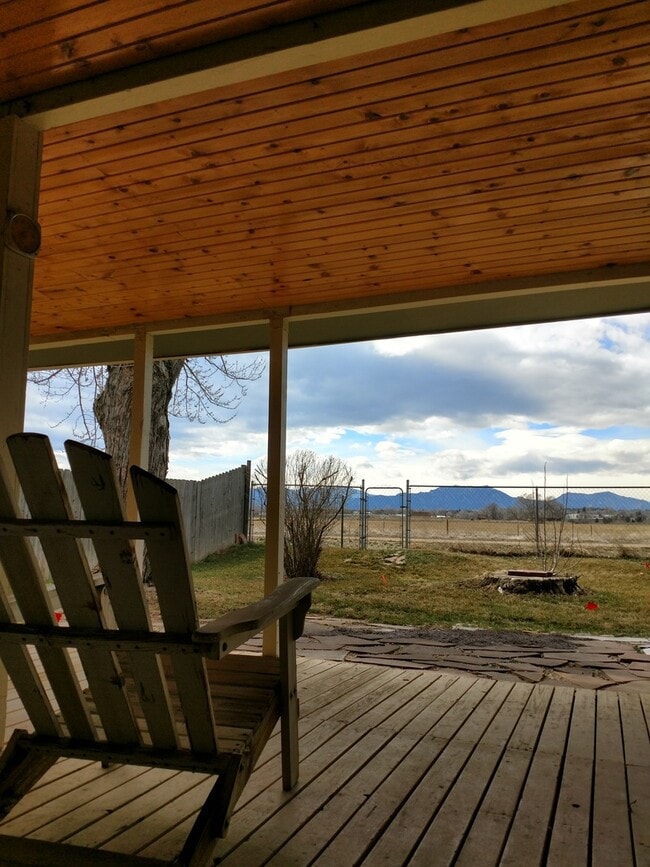Building Photo - GEORGOUS LAFAYETTE HOME WITH MOUNTAIN VIEWS!