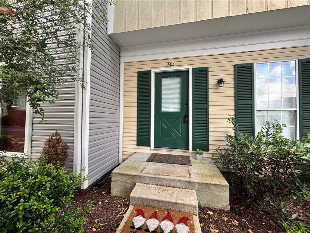 Foto principal - 605 Wedgewood Way
