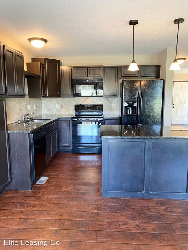 Foto del edificio - 4 br, 3.5 bath House - 11116 Fawn Grove