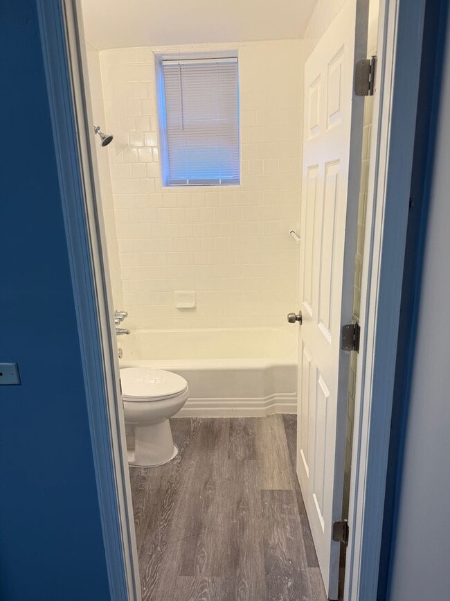 Building Photo - Mayflower Apartments