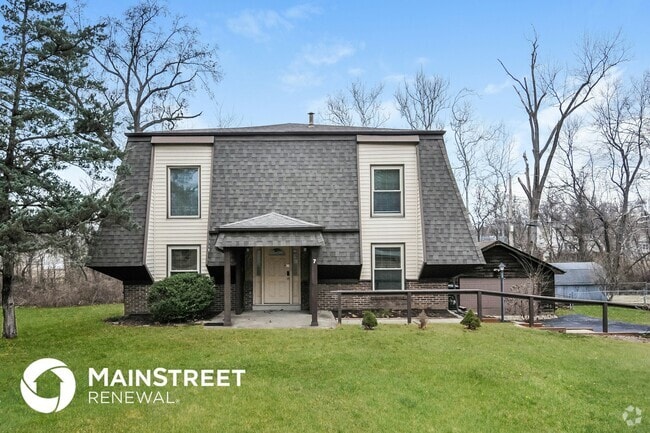 Building Photo - 7 Big Oak Dr