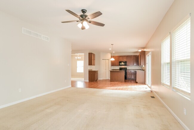 Foto del edificio - 2710 Valley Brook Dr