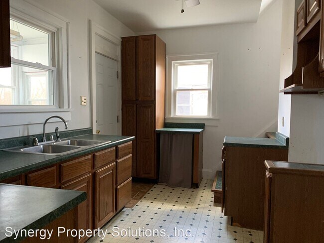 Building Photo - 3 br, 1 bath House - 66 Glenwood Blvd. Ric...