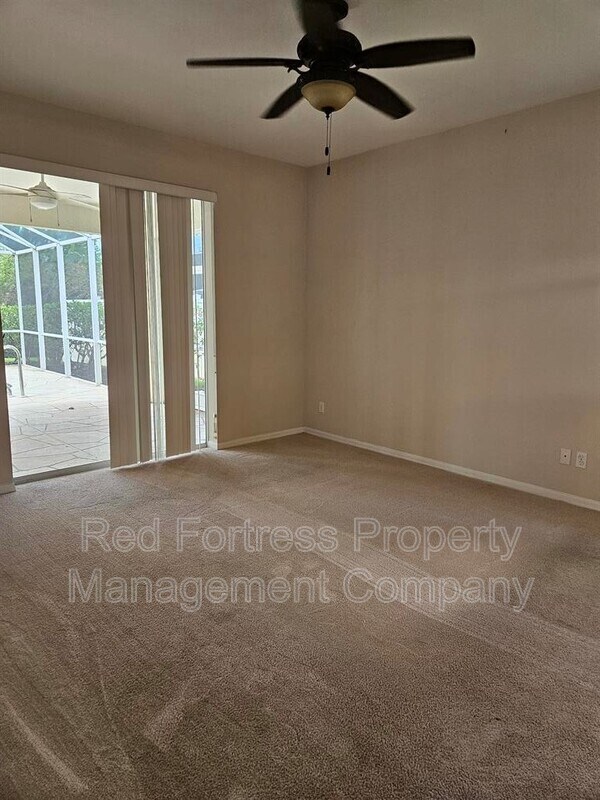Foto del edificio - 7596 Key Deer Ct