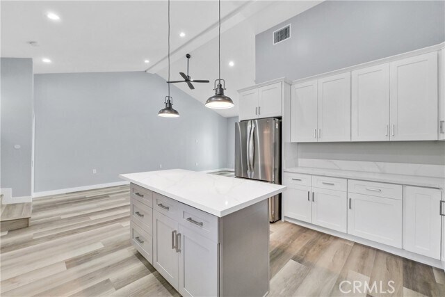 Building Photo - 1549 McLeod Pl