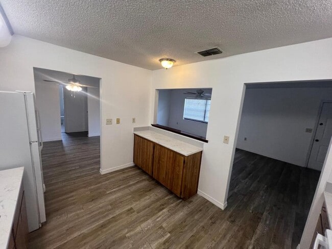 Building Photo - 12228 Elmore Dr