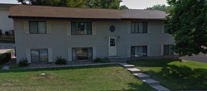 Primary Photo - 220 40th St Dr SE