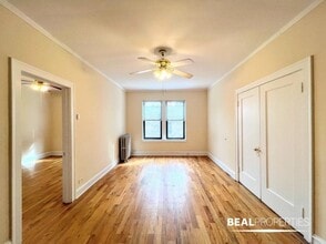 Building Photo - 4851 N Damen Ave