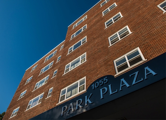 Primary Photo - Park Plaza