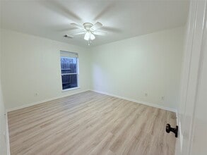 Building Photo - 13714 Brighton Park Dr