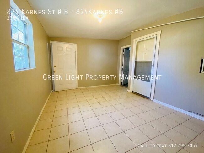 Foto del edificio - 824 Karnes St