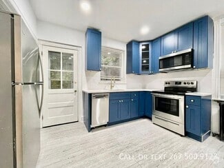 Building Photo - 4312 Spruce St
