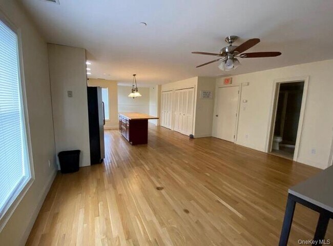 Foto del edificio - 148 Main St