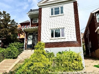 Foto del edificio - 3518 Beechwood Blvd